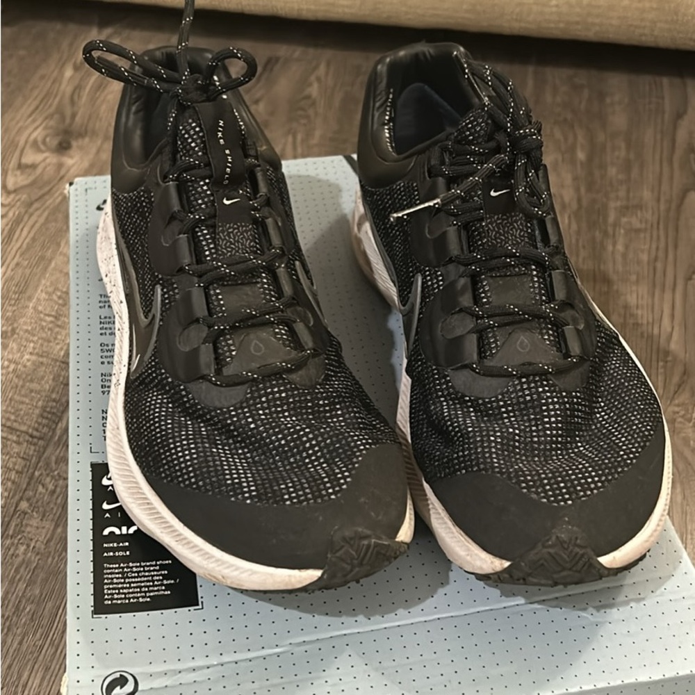 Nike Zoom Winflo 8 Shield